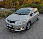 Toyota Auris 5-dörrar 2.0 D-4D Euro 5