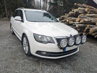 Skoda Superb Kombi 2.0 TDI 4x4 Elegance Euro 5