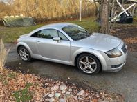 Audi Quattro TT Coupé 1.8 T Euro 3 (Renoveringsobjekt)