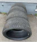 Michelin; 265/40-21 + 295/35-21 o 245/35-20 + 295/30-20