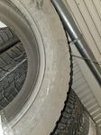 Nokian dubbdäck nya  225 65 R17 