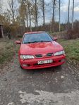 Nissan Primera Hatch 2.0