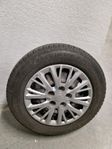 Kia C'eed Vinter Däck och fälgar (195/65R15) Goodyear