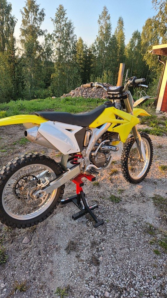 Suzuki Rmz 250 4takt