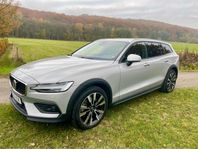 Volvo V60 Cross Country B4 AWD Geartronic Inscription Euro 6