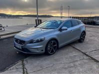 Volvo V40 D4 Momentum, R-Design Euro 5