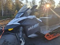 Skidoo Grand touring 600 ace -13 