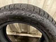 winter tires : pirelli 2210 SOTTOZERO 2(AO) 215/60R17 96H