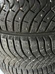 4x Michelin vinterdäck 235/60 R18 dubb 