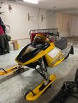 Skidoo rev 440/800 06 