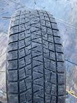 4 Bridgestone vinterdäck 225/65*17"