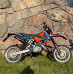 KTM EXC 125 - Nybesiktigad