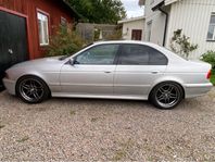 BMW 540iA 286hk - M-Sport - M5 stolar - Lågmil - Välutrustad