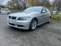 BMW 325 i Sedan Advantage, Comfort Ny besiktad 