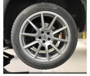 Porsche Macan 20 tum vinterdäck Pirelli Scorpion Winter