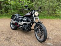 Harley Davidson Sportster 883R Roadster 