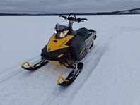 Ski-doo renegade 800 2008