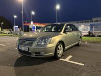 Toyota Avensis Liftback 2.0 D-4 VVT-i