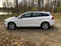 Volvo V60 D5 Plug-in Hybrid AWD Geartronic Momentum Euro 6