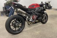 Ducati Streetfighter V2 