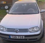 VW Golf 5-dörrar 1.6 18000mil (Gör det själv bil)