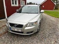 Volvo V50 D5