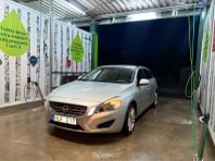 Volvo V60 D4 Momentum Euro 5 Drag