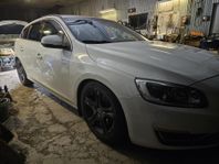 Volvo V60 D4 AWD Geartronic Momentum Euro 5