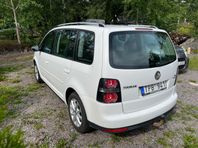 Nybesiktad och nyservad 7-sits Volkswagen Touran