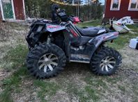 Polaris scrambler 1000 med rzr framdiff 