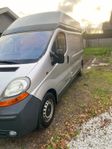 Renault trafic Skåpbil 2.9t 2.5 dCi Crossbus