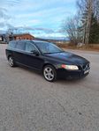 Volvo V70 2.4D Momentum Euro 4. helskinn