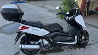 Yamaha X-Max 250