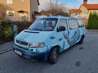 Volkswagen Caravelle 2.5l LÅGMIL Nybesiktad Automat 7 sitsig