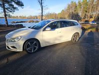 Volvo V60 D3 Momentum, R-Design Euro 5