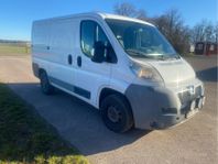 Peugeot Boxer Van 330 2.2 HDi