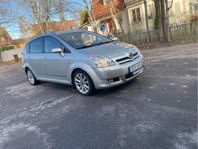 Toyota Corolla Verso 2.2 D-CAT Euro 4