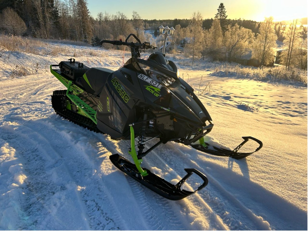 Arctic Cat M8000 RM Alpha One...