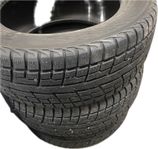 3 st vinterdäck 235/60R18 yokohama