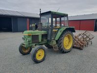 Traktor John Deere 2030