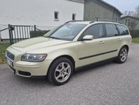 Volvo V50 2.4i 170hk Automat Nybesiktigad