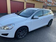 Volvo V60 D3 Geartronic Momentum Euro 5