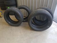 Vinterdäck Hakka friktion 215/50 R17