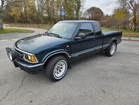 Chevrolet S-10 Extended Cab 4.3 V6 4WD Hydra-Matic