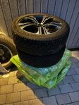 Vinterdäck Continental 235/50R19 på original Volvo-fälgar 