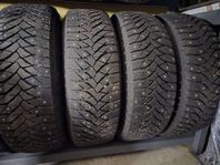 4 Triangle 215/70 R16 & 2 MICHELIN X-ICE 185/65 R14 DUBBDÄCK