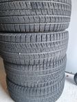 4st Bridgestone Blizzak Ice 215/55 17" friktion