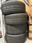 Mercedes GLE Vinterdäck PIRELLI 27545R21+315/40R21 SCORPION 