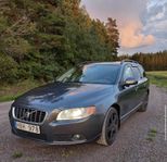 Volvo V70 AWD 