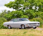 Chevrolet Impala Custom Coupé 5.7 V8 Hydra-Matic